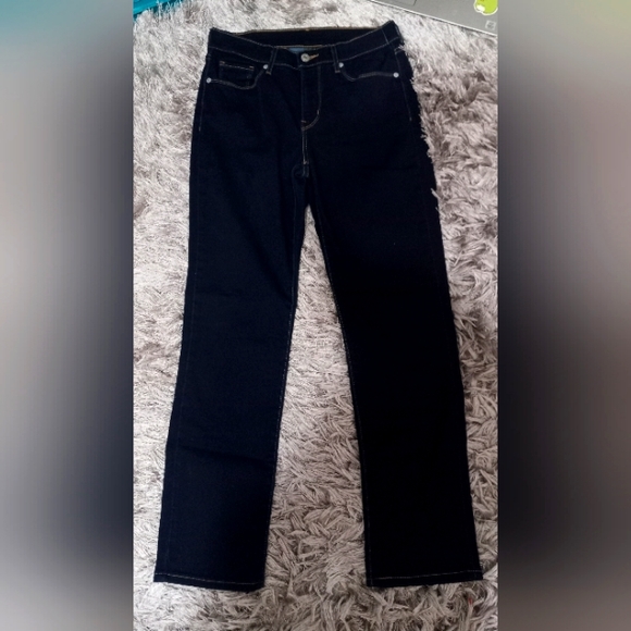 Levi's Jeans - Picture 1 of 5